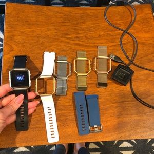 Fitbit Blaze with 5 additional watch bands.
